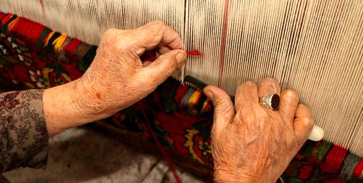 کارگزاری بیمه قالیبافان به اتحادیه آنها واگذار شد