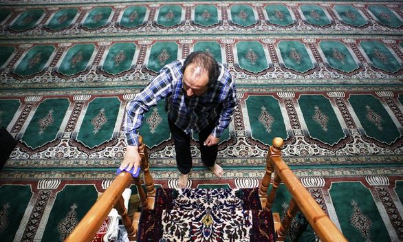 5 هزار نفر از خادمان مساجد تحت پوشش بیمهای اوقاف قرار گرفتند