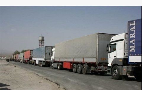 رانندگان خودروهای باری از سال 95 بیمه نشدند