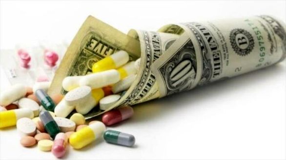 دولت بزرگترین مصرفکننده دارو در کشور است