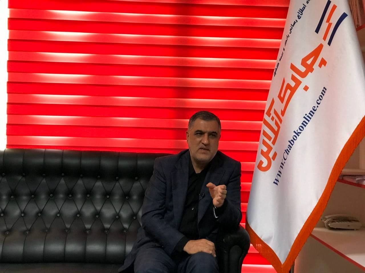 تهاتر سهام خودروسازان با طلب شرکتهای بیمه به صلاح صنعت بیمه نیست