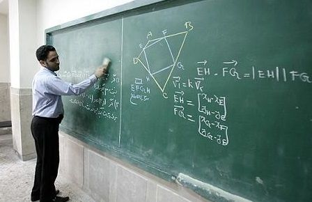 مشکل بیمه معلمان آنها را تا مجلس برد