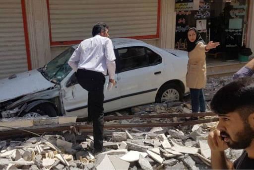 امداد رسانی به زلزله زدگان مسجد سلیمان توسط کارشناسان بیمه کوثر آغاز شد