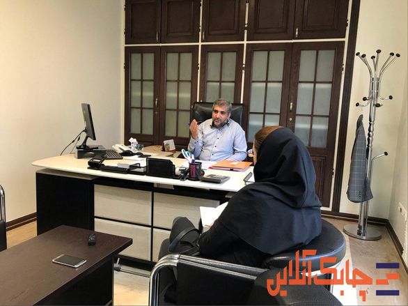 شرکتهای بیمهای حاضر به عقد قرارداد با صندوق اعتباری حمایت از قهرمانان نیستند