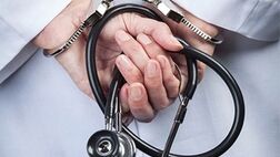 صد درصد پزشکان مطب دار پرونده مالیاتی دارند
