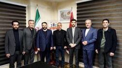 برگزاری نشست دکتر احمدی با مدیرعامل و سرمربی پرسپولیس
