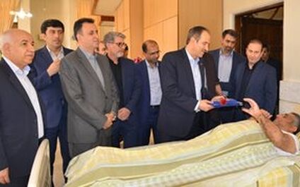 دیدار مدیرعامل بیمه آسیا با جانبازان انقلاب اسلامی