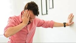 ۴ گروه غذایی که اگر سرگیجه دارید نباید مصرف کنید
