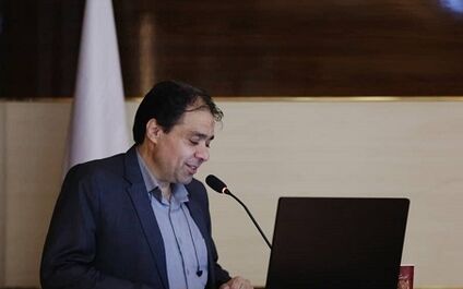ضرورت مدیریت منابع در شرایط فعلى اقتصادى/ تضمین سلامت ادارى کشور با الکترونیکى شدن خدمات
