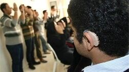 تامین اجتماعی یک سوم هزینه تهیه یک سمعک  را پرداخت می‌کند