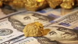 دلار ریخت، طلا بالا رفت